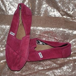 Fuschia Corduroy TOMS Size 8